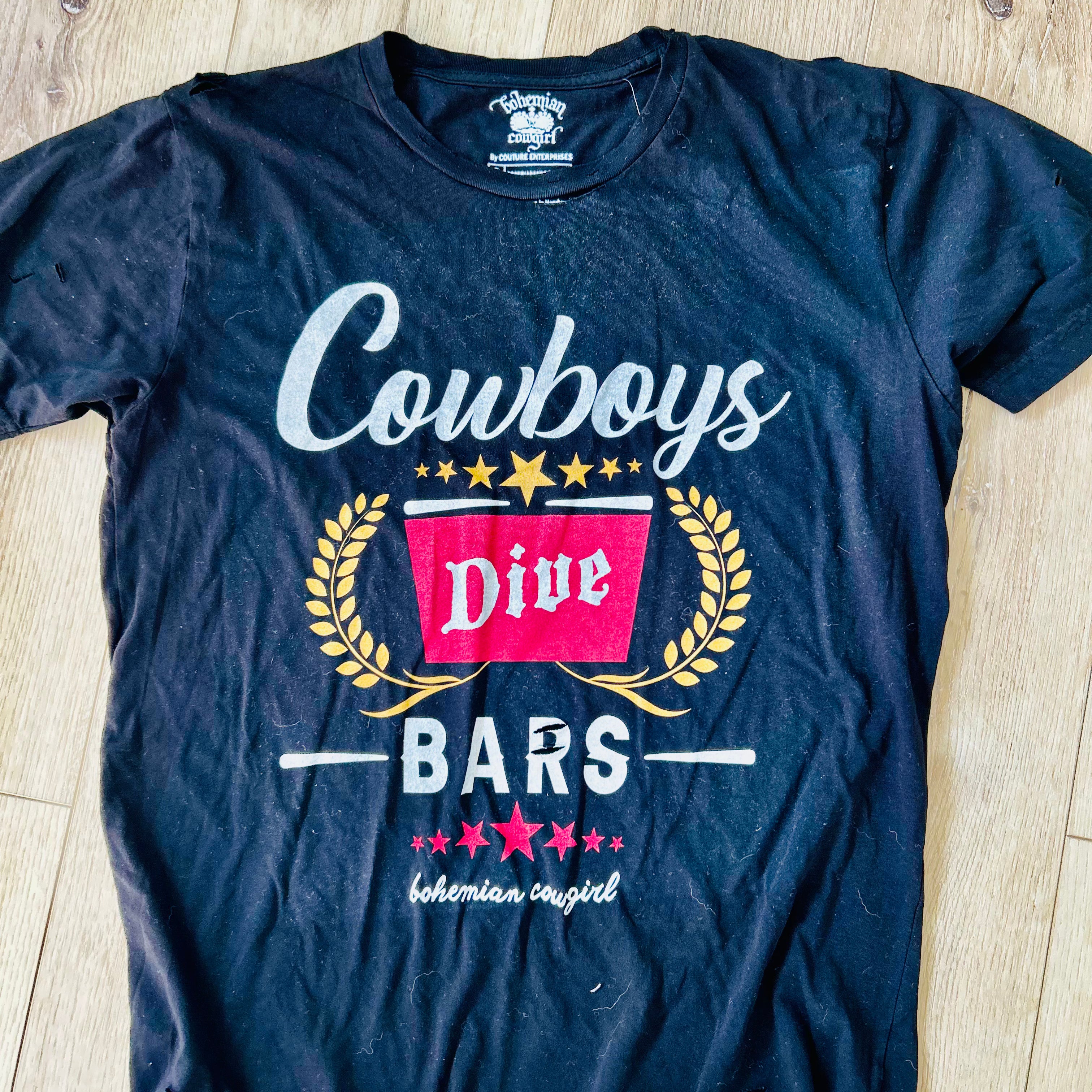 Cowboys & Dive Bars Distressed Tee