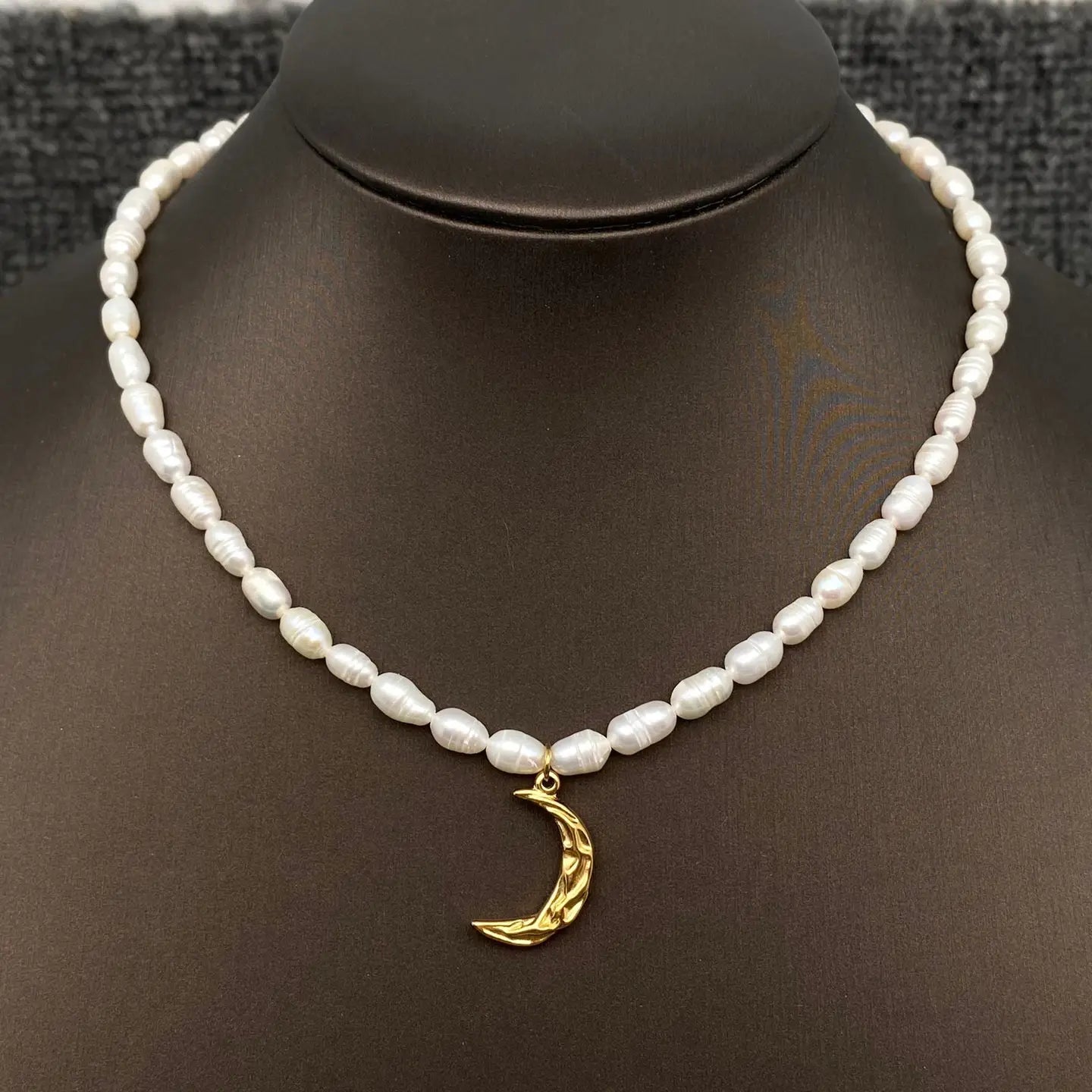 Pearl with Moon Necklace