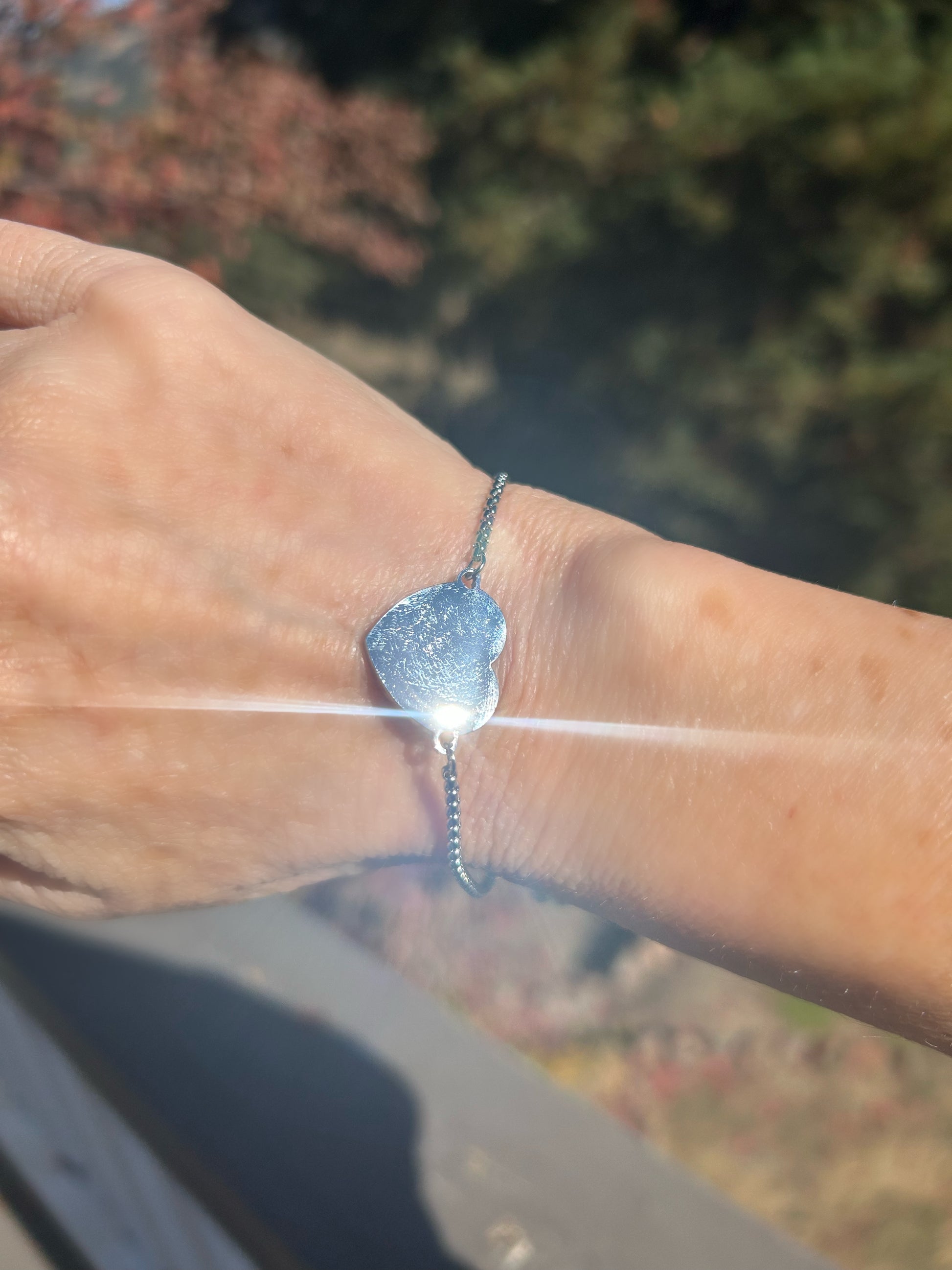 Silver Heart Pull Tie Bracelet
