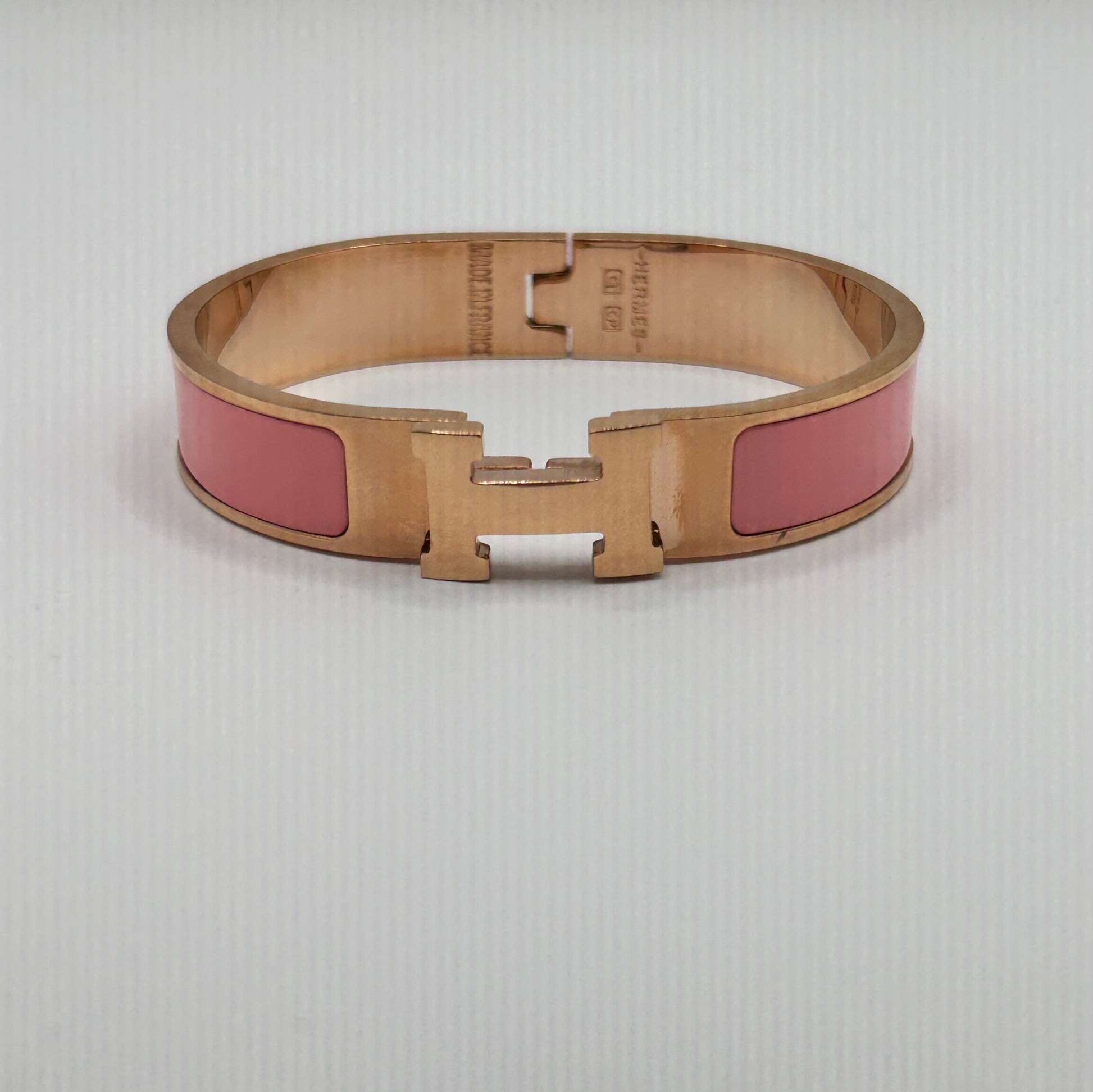 Enamel H Bracelet- Pink/ Rosegold