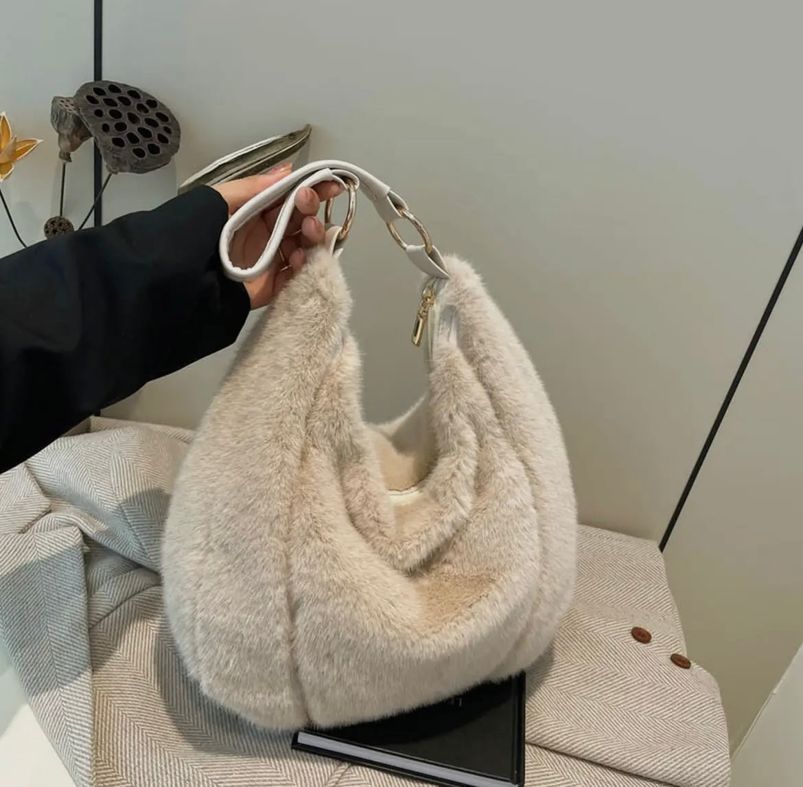 Fur Hobo Bag- Natural