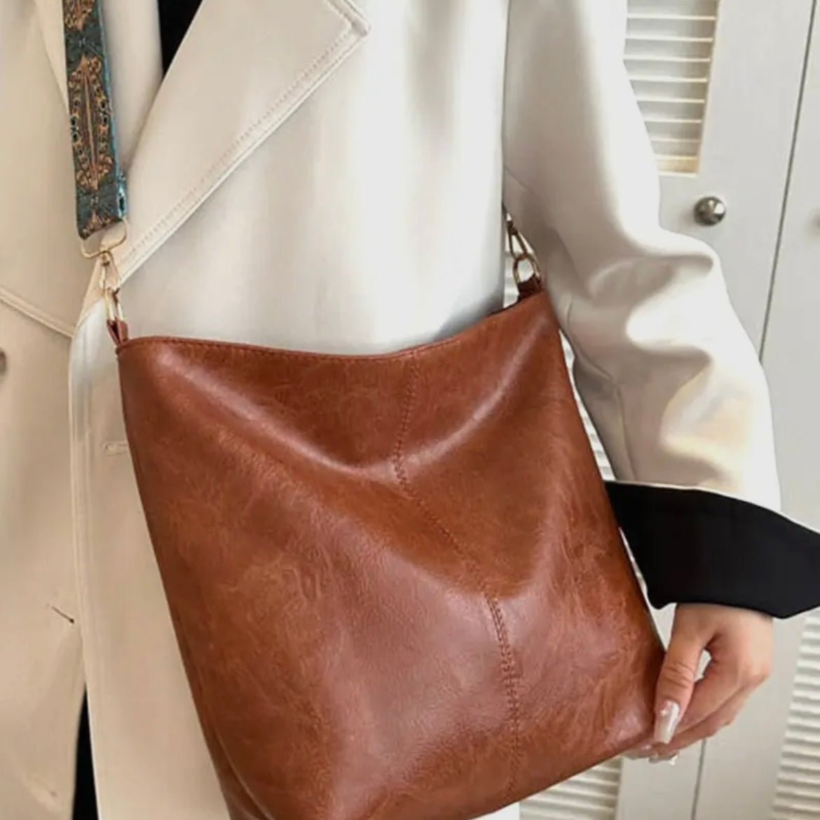 Pattern Strap Tote Bag- Brown