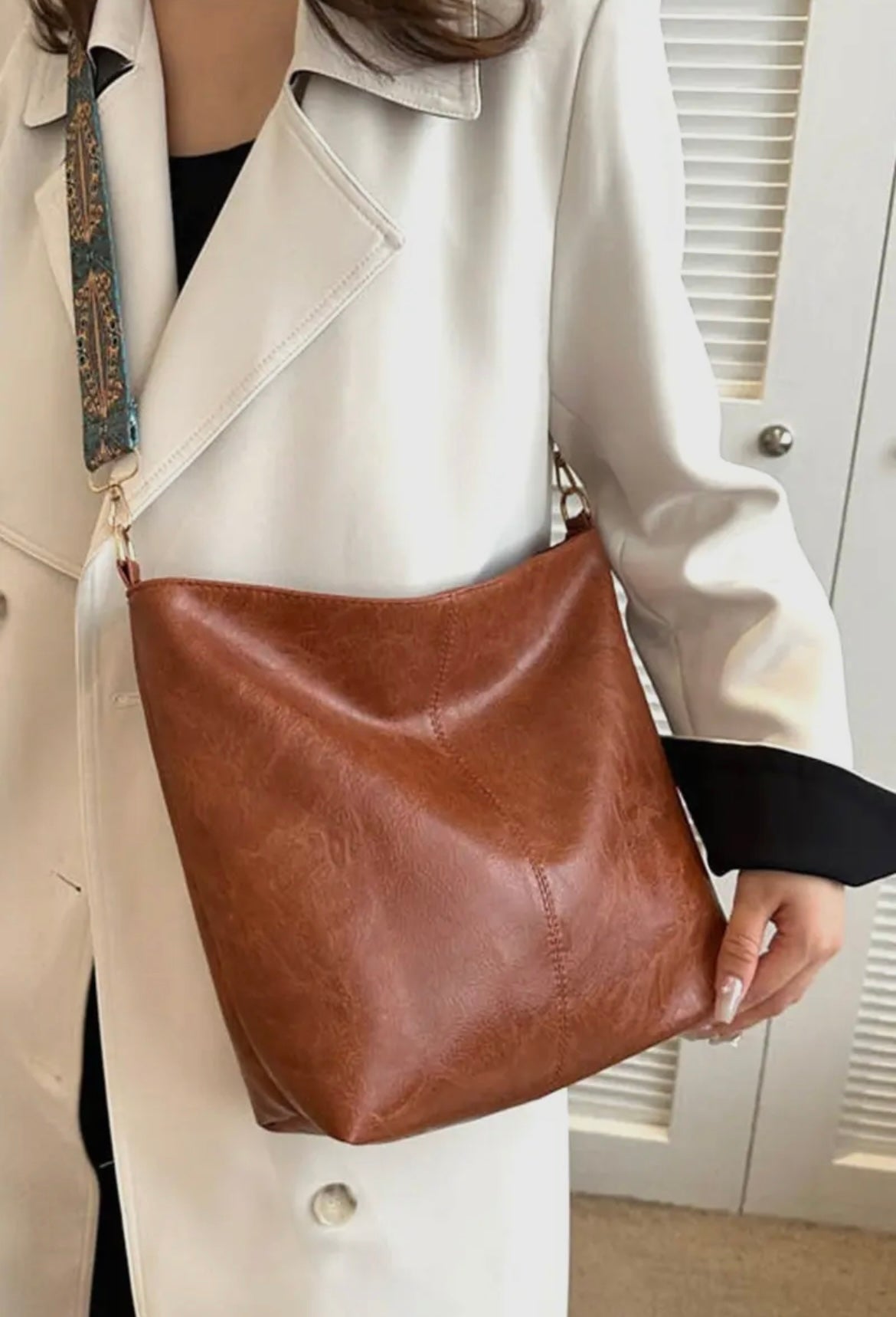 Pattern Strap Tote Bag- Brown