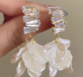 Shell Flower Earrings