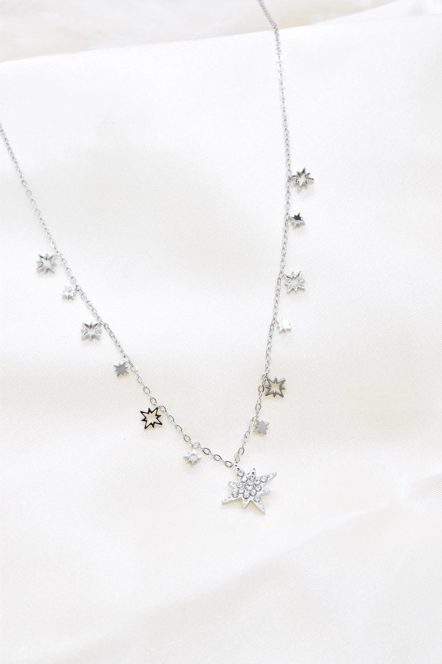 Dainty Star Necklace- Silver